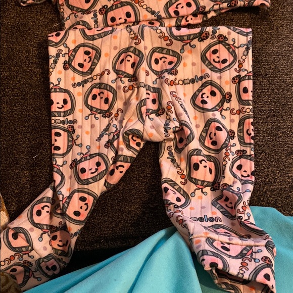 Kids Matching Set - Colorful Design - Picture 3 of 3